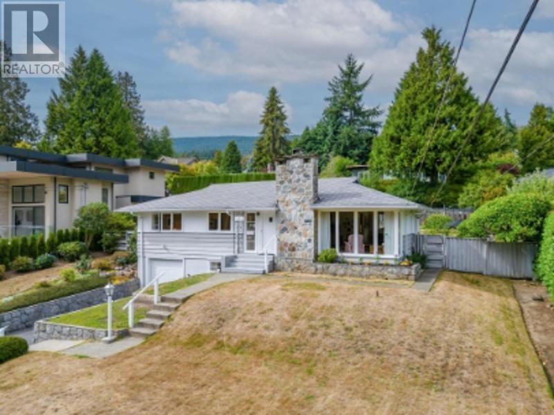 Lower 1375 Ottawa Avenue, West Vancouver, British Columbia  V7T 2H6 - Photo 1 - R2975860