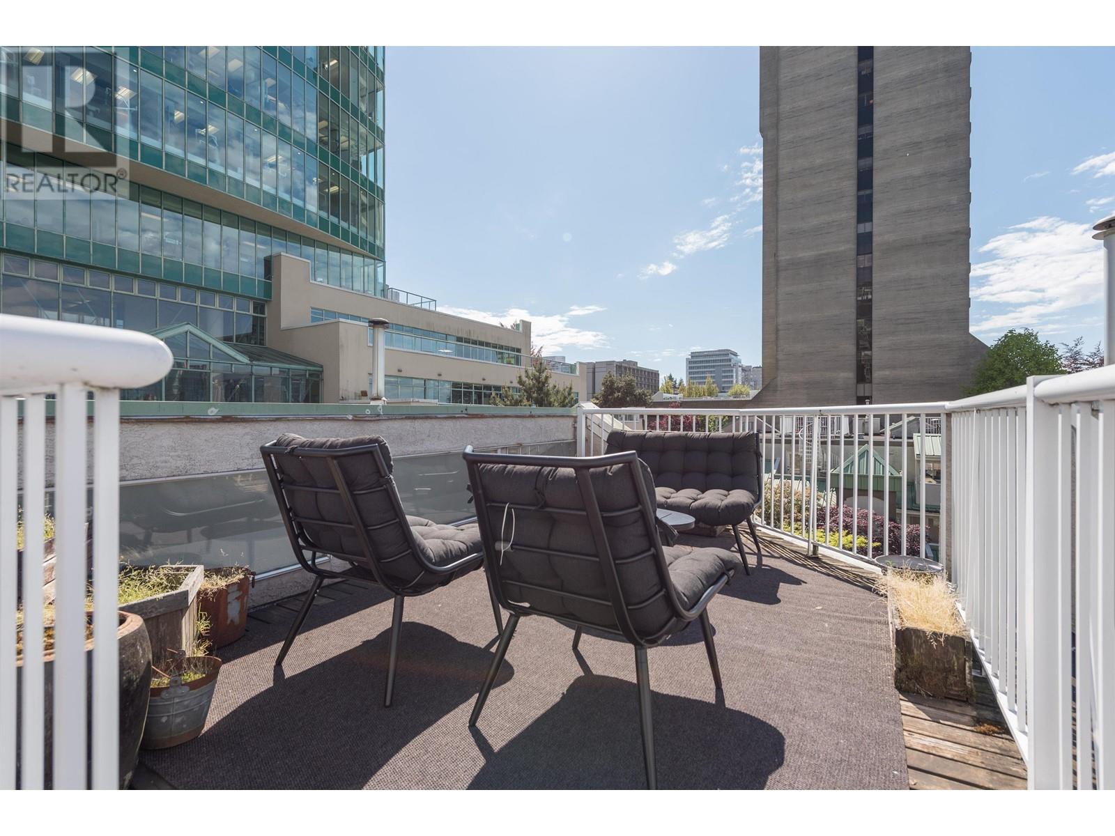 208 788 W 8th Avenue, Vancouver, British Columbia  V5Z 1E1 - Photo 31 - R2972407