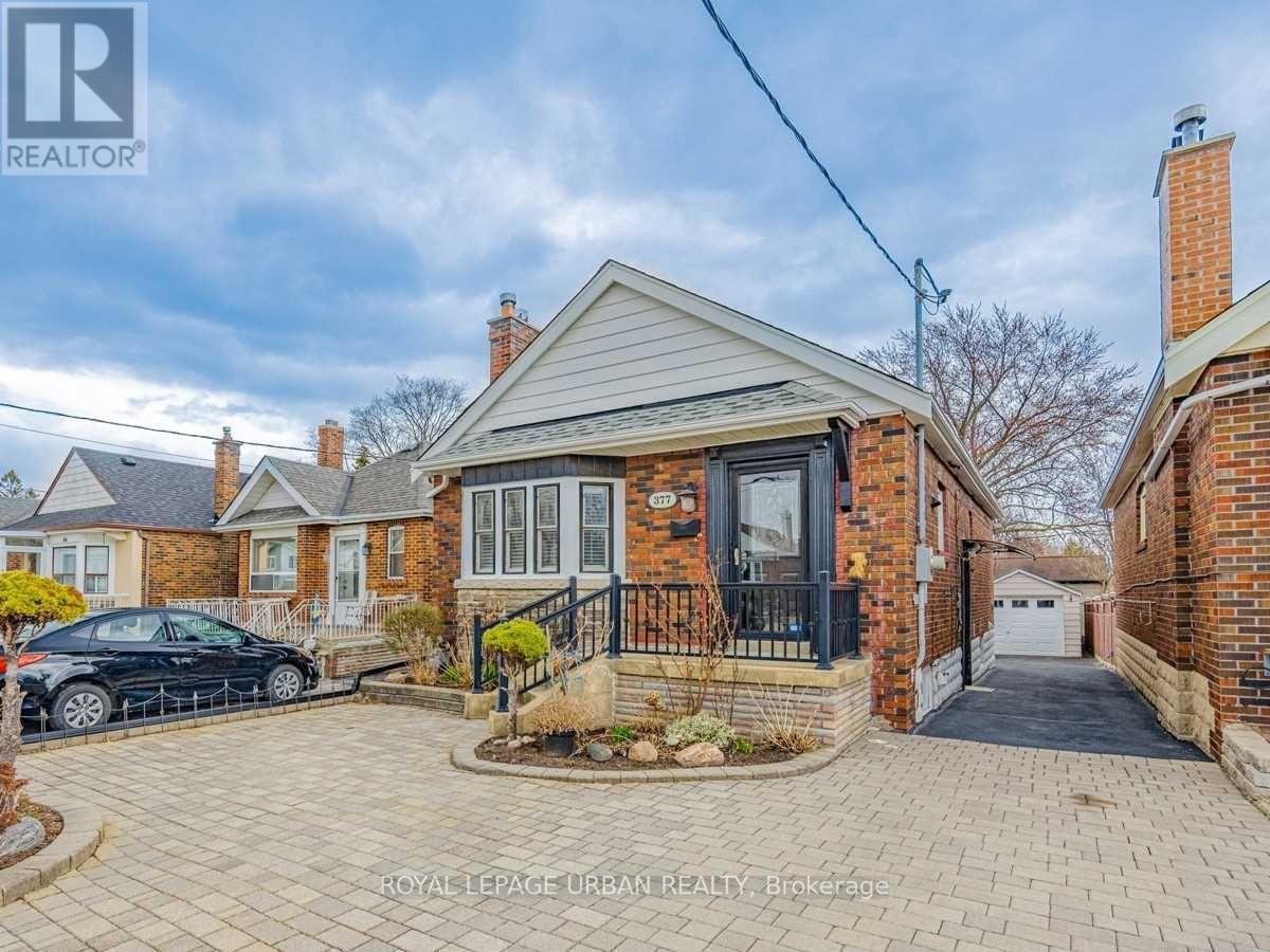 Bsmt - 377 Mortimer Avenue, Toronto, Ontario  M4J 2E4 - Photo 2 - E12011238