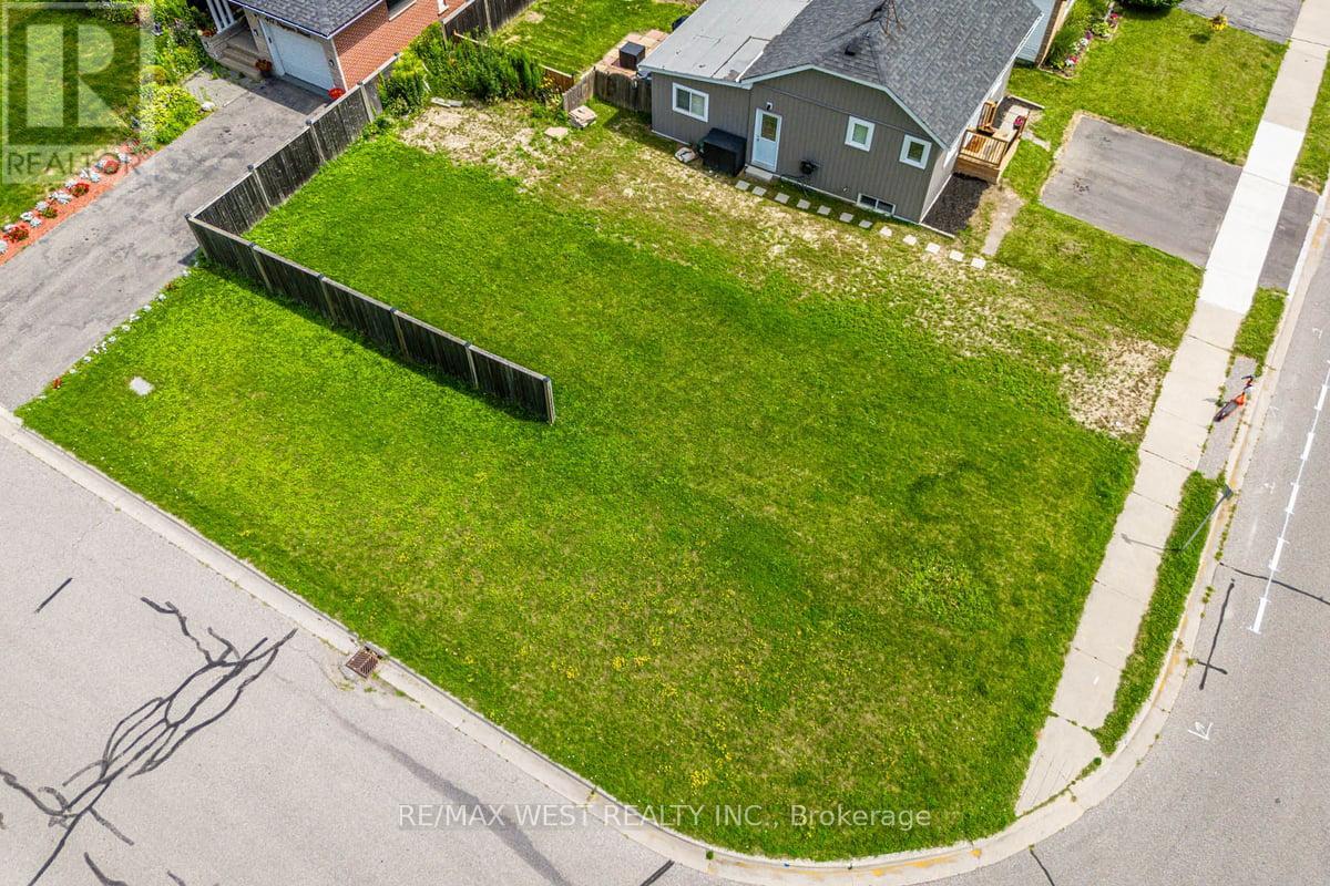 336 Annapolis Avenue, Oshawa, Ontario  L1J 2X9 - Photo 4 - E12011268