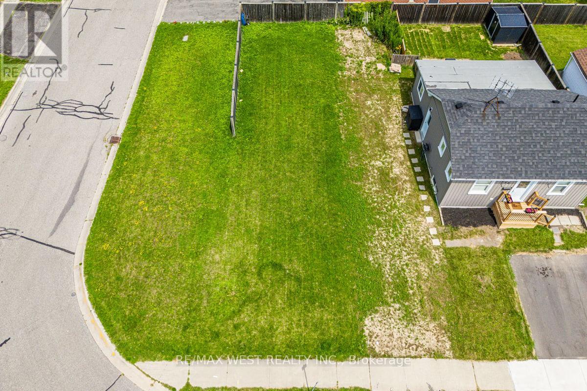 336 Annapolis Avenue, Oshawa, Ontario  L1J 2X9 - Photo 5 - E12011268