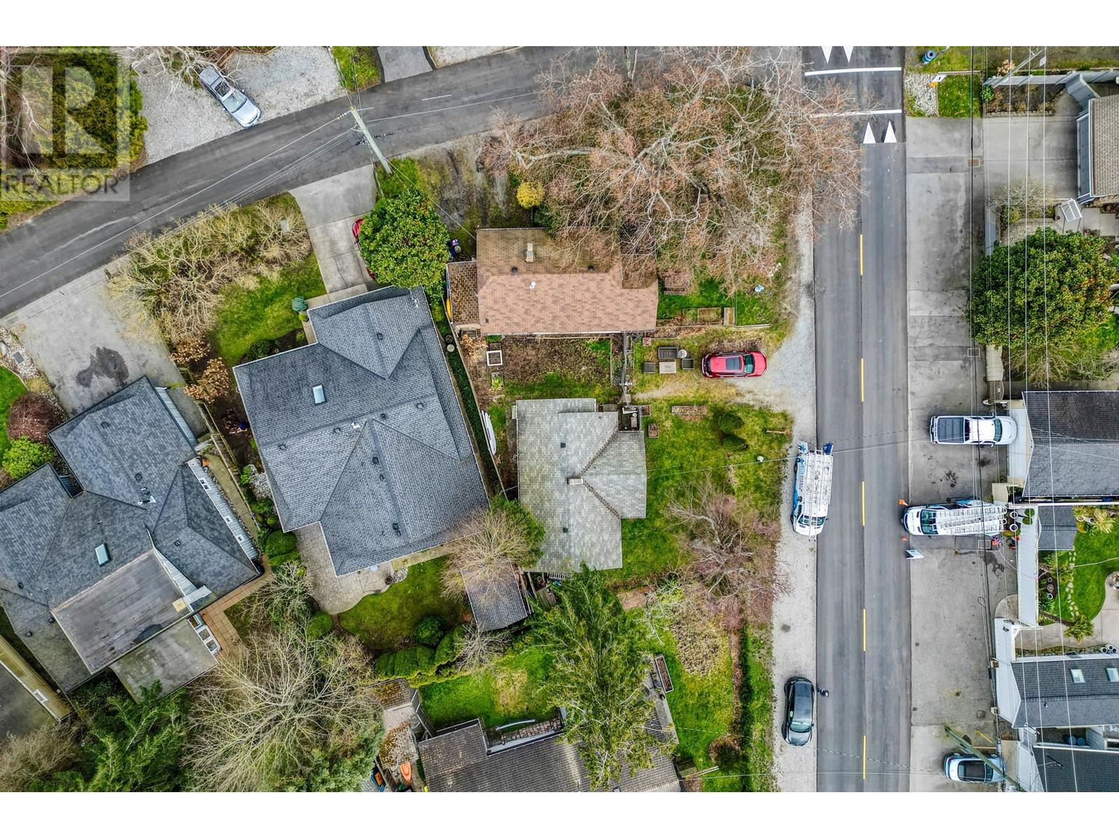 Property at 1501 BEACH GROVE ROAD image 4