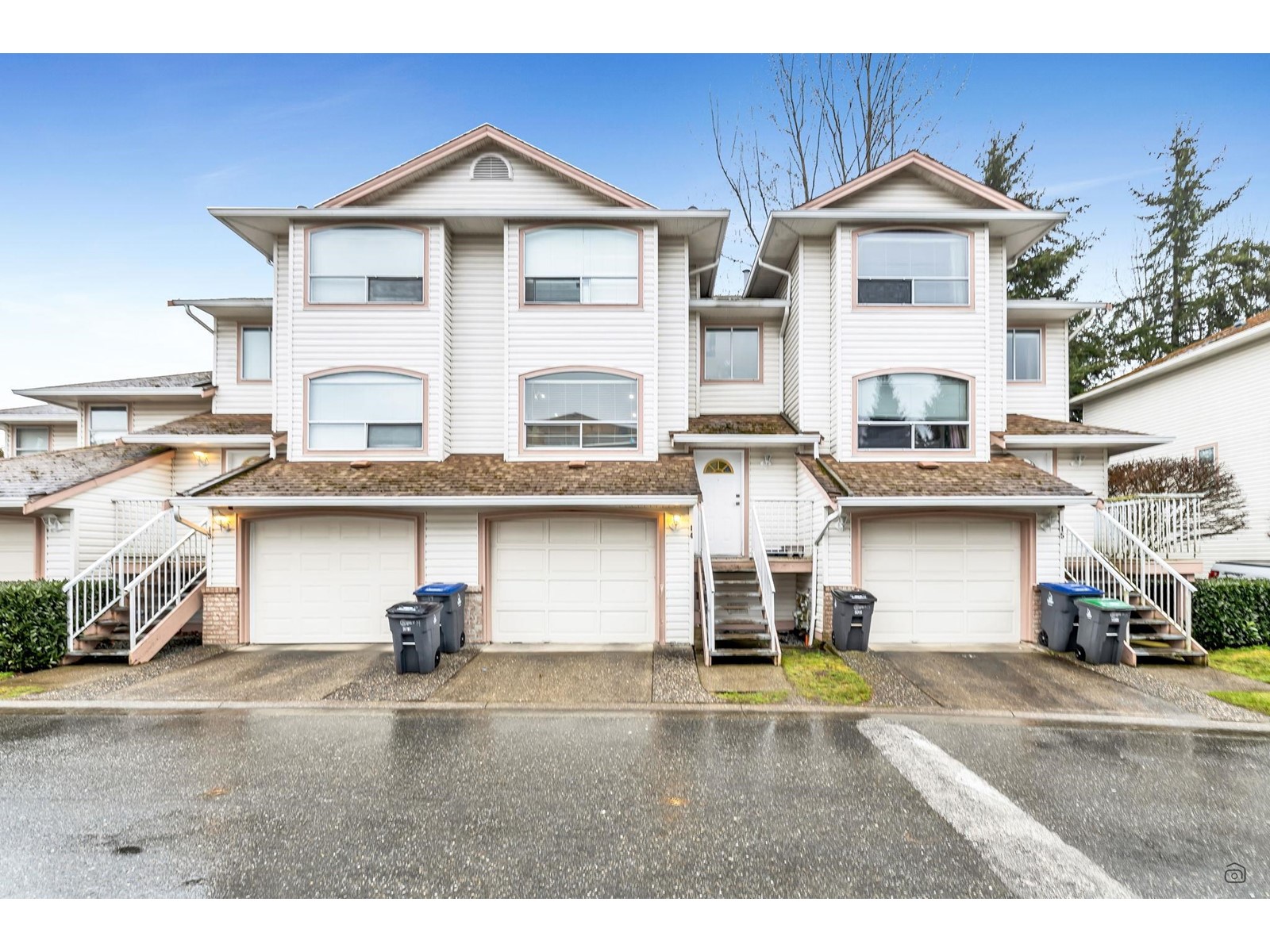 14 7140 132 STREET, Surrey, British Columbia