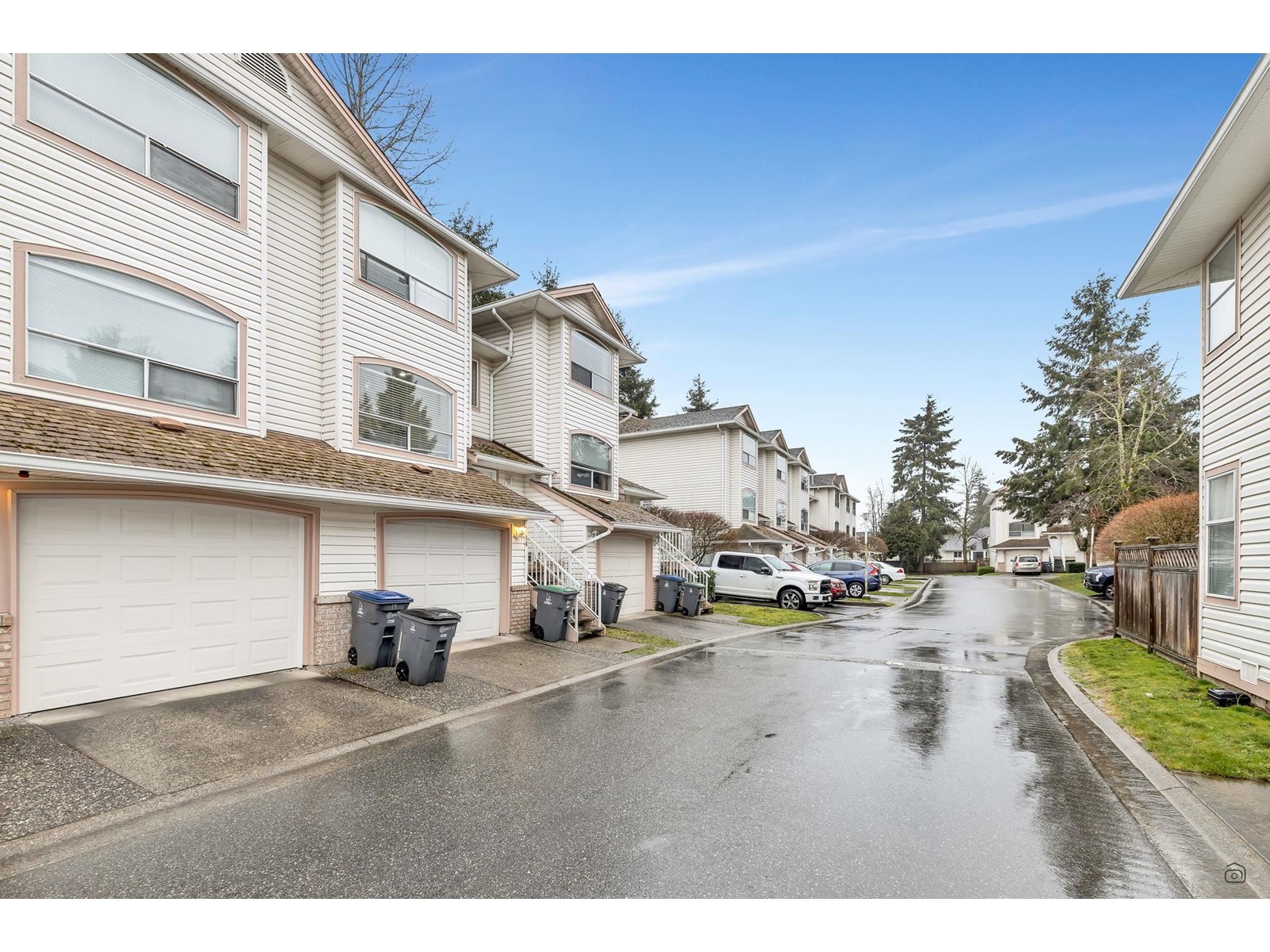 Property at 14 7140 132 STREET image 2