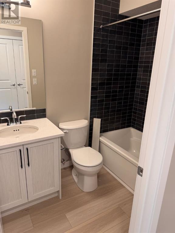 9, 198 Wolf Hollow Manor Se, Calgary, Alberta  T2X 5R8 - Photo 33 - A2194639