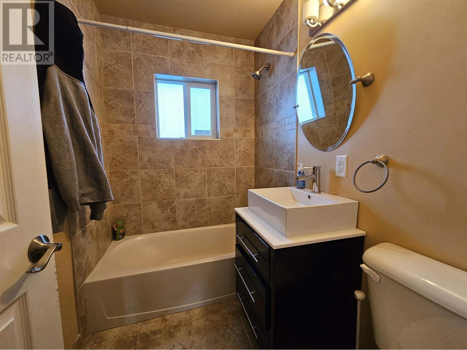 3656 Sefton Street, Port Coquitlam, British Columbia  V3B 3R3 - Photo 6 - R2975108