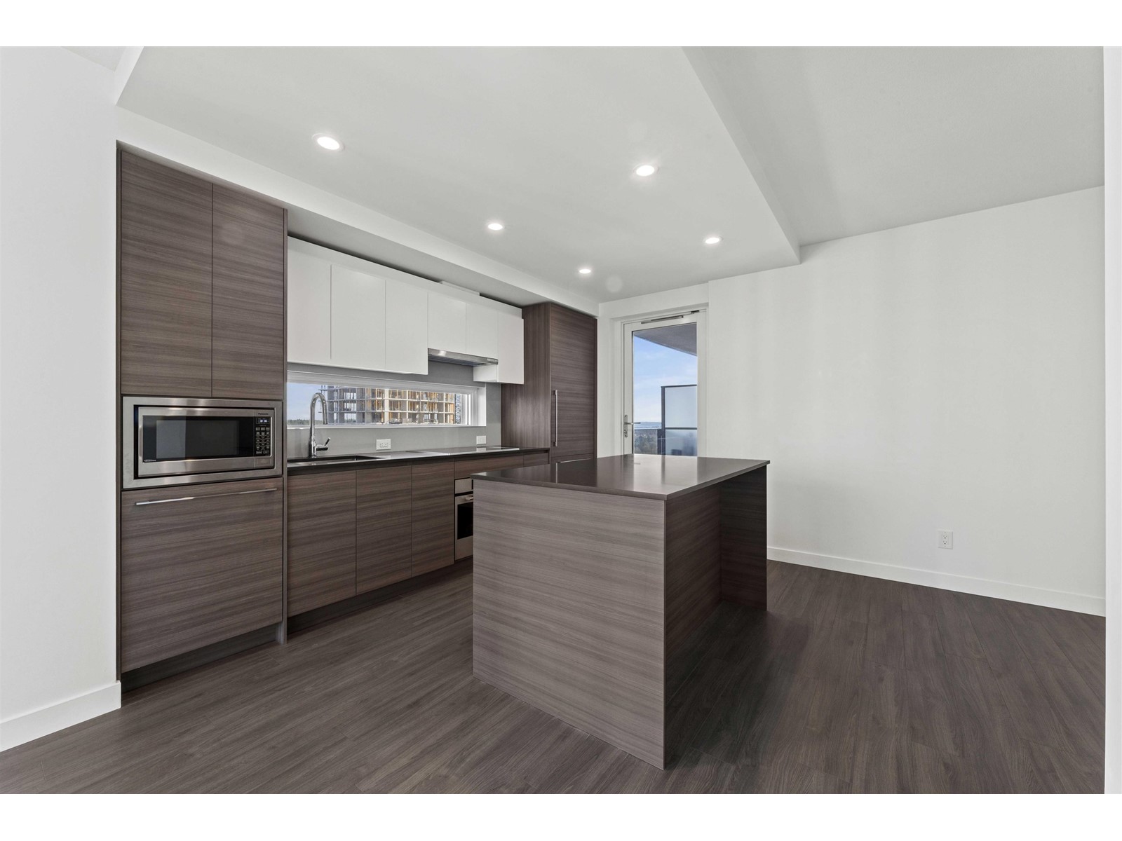 1709 13655 Fraser Highway, Surrey, British Columbia  V3T 0P8 - Photo 14 - R2975922
