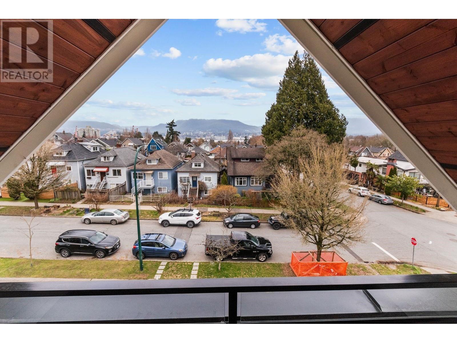 Listing Picture 24 of 27 : 1 1982 VENABLES STREET, Vancouver / 溫哥華 - 魯藝地產 Yvonne Lu Group - MLS Medallion Club Member