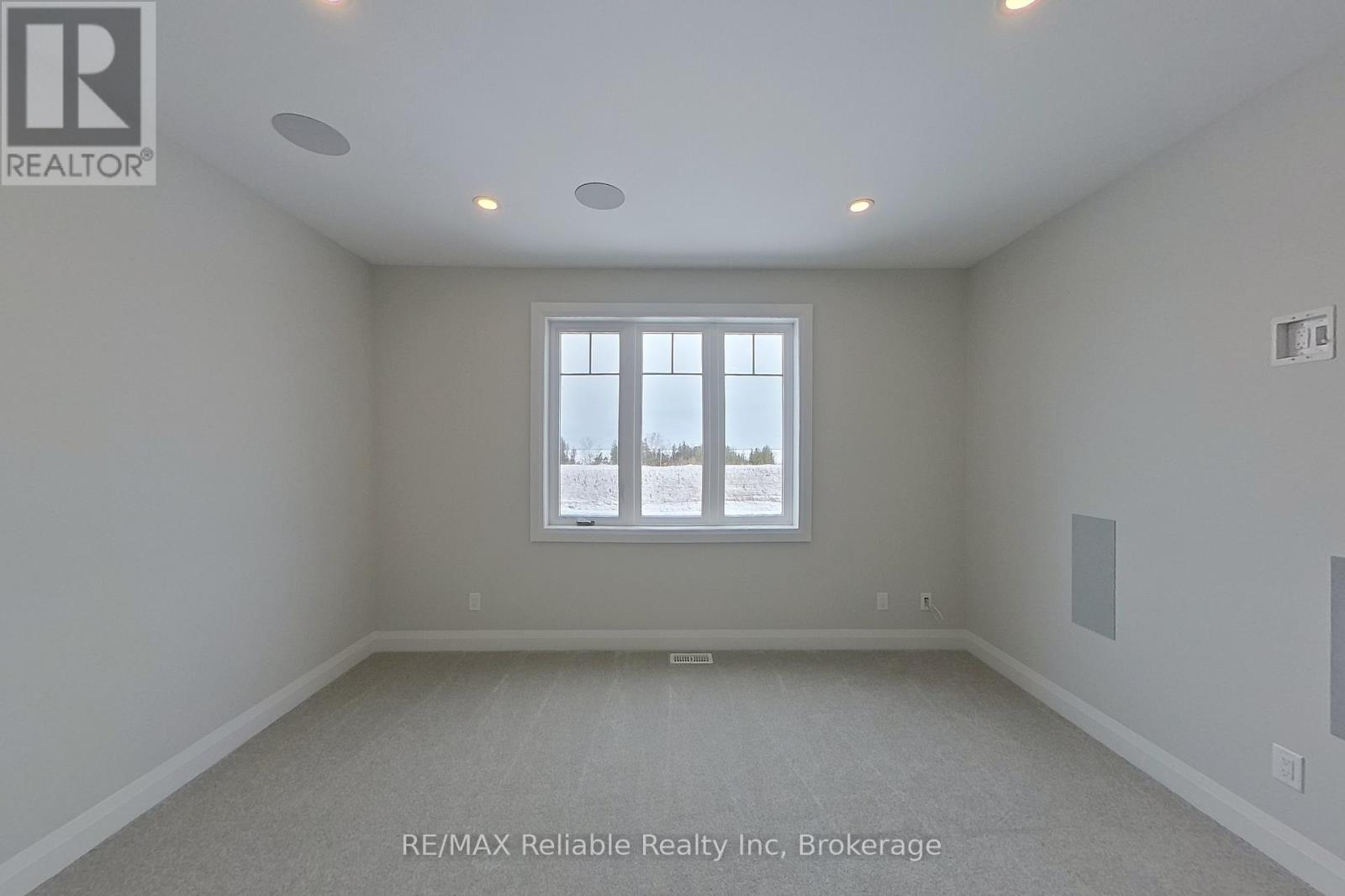 73590 Irene Crescent, Bluewater (Hay), Ontario  N0M 2T0 - Photo 30 - X12011395