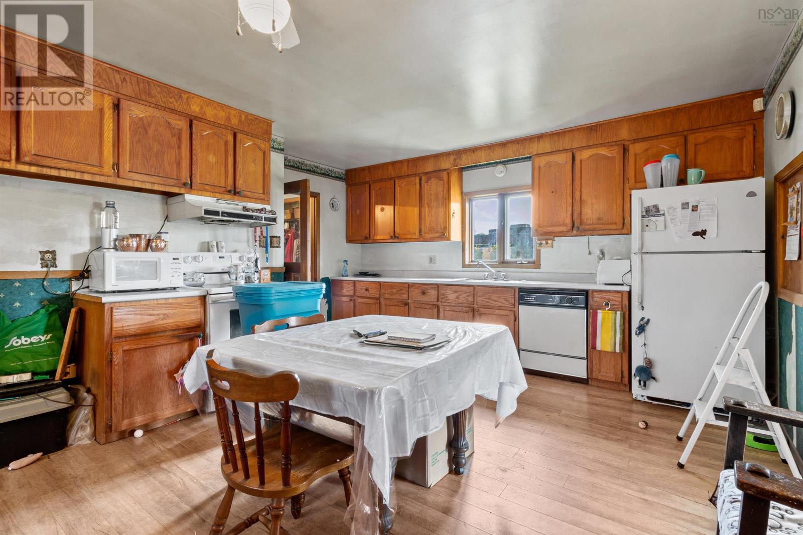 Property at 20 Silvers Lane image 3