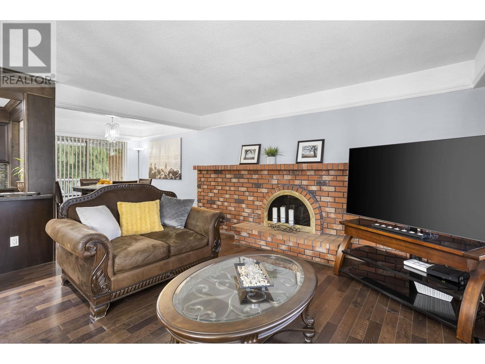 3131 Raleigh Street, Port Coquitlam, British Columbia  V3C 3J3 - Photo 10 - R2957304