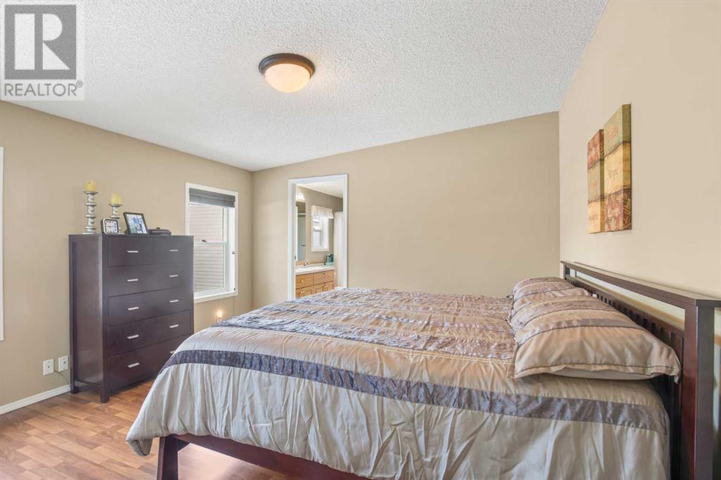 2342 Danielle Drive, Red Deer, Alberta  T4R 2Z8 - Photo 18 - A2200912