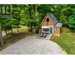 8383 9 COUNTY ROAD, Clearview, Ontario