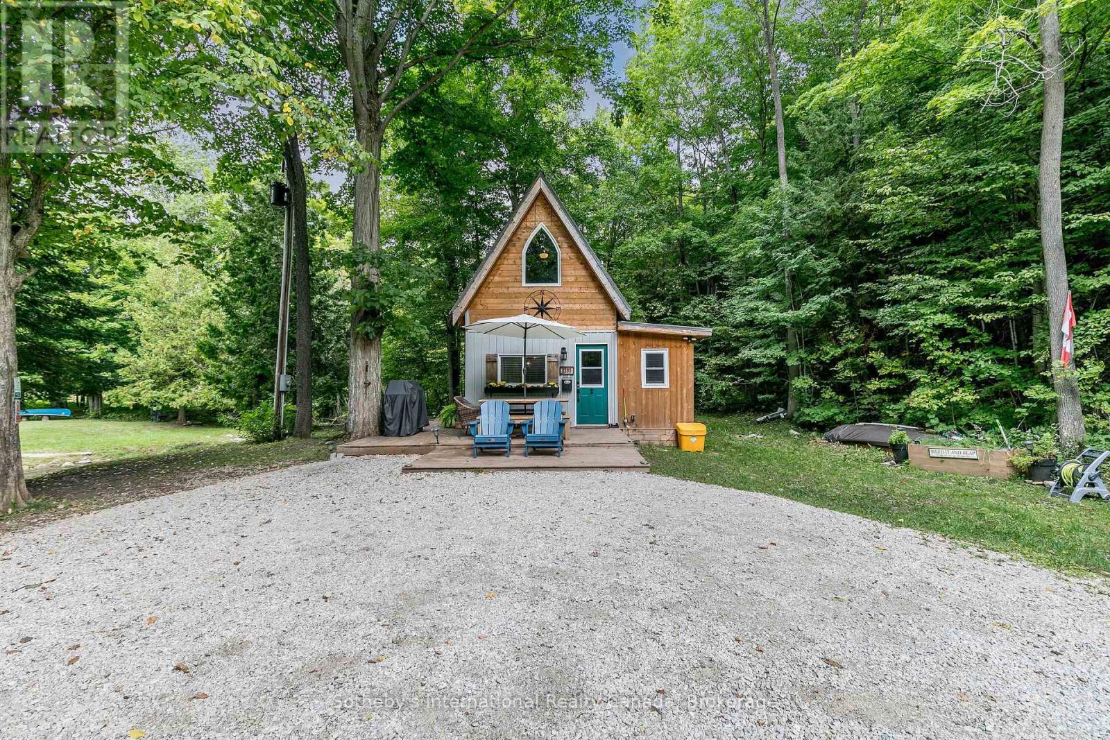 8383 9 County Road, Clearview, Ontario  L0M 1G0 - Photo 3 - S11904871