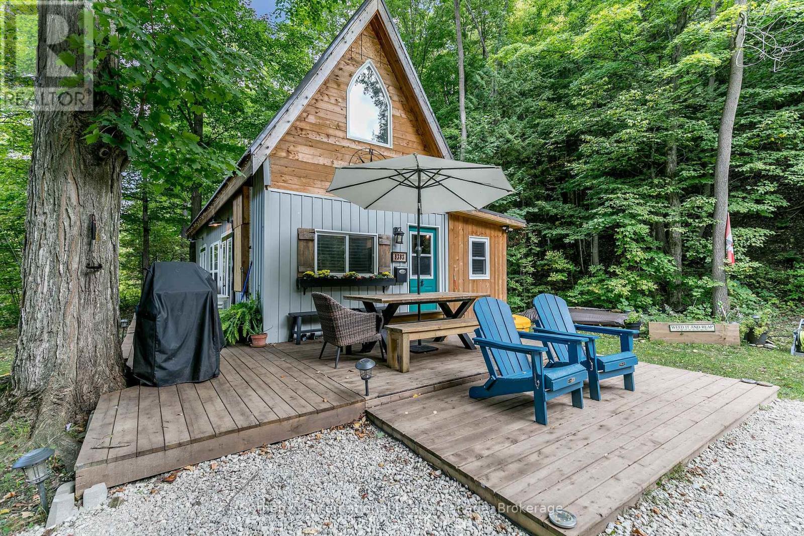 8383 9 County Road, Clearview, Ontario  L0M 1G0 - Photo 7 - S11904871