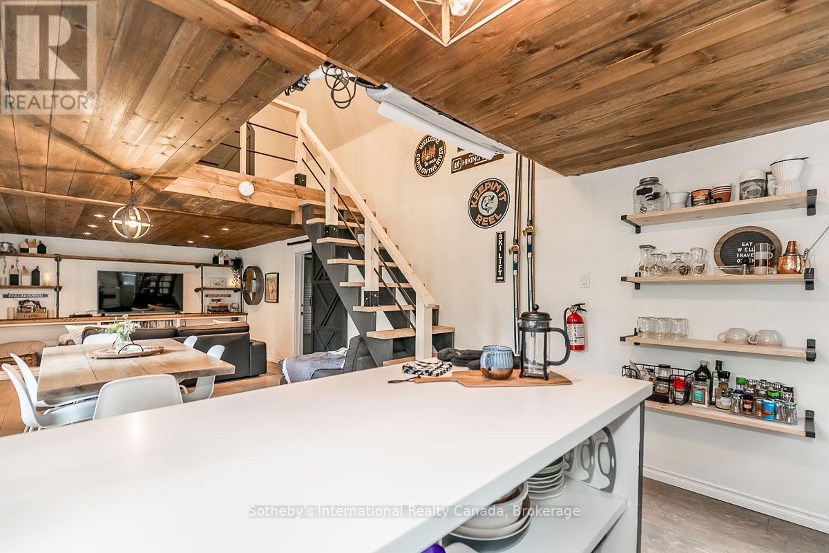 8383 9 County Road, Clearview, Ontario  L0M 1G0 - Photo 9 - S11904871