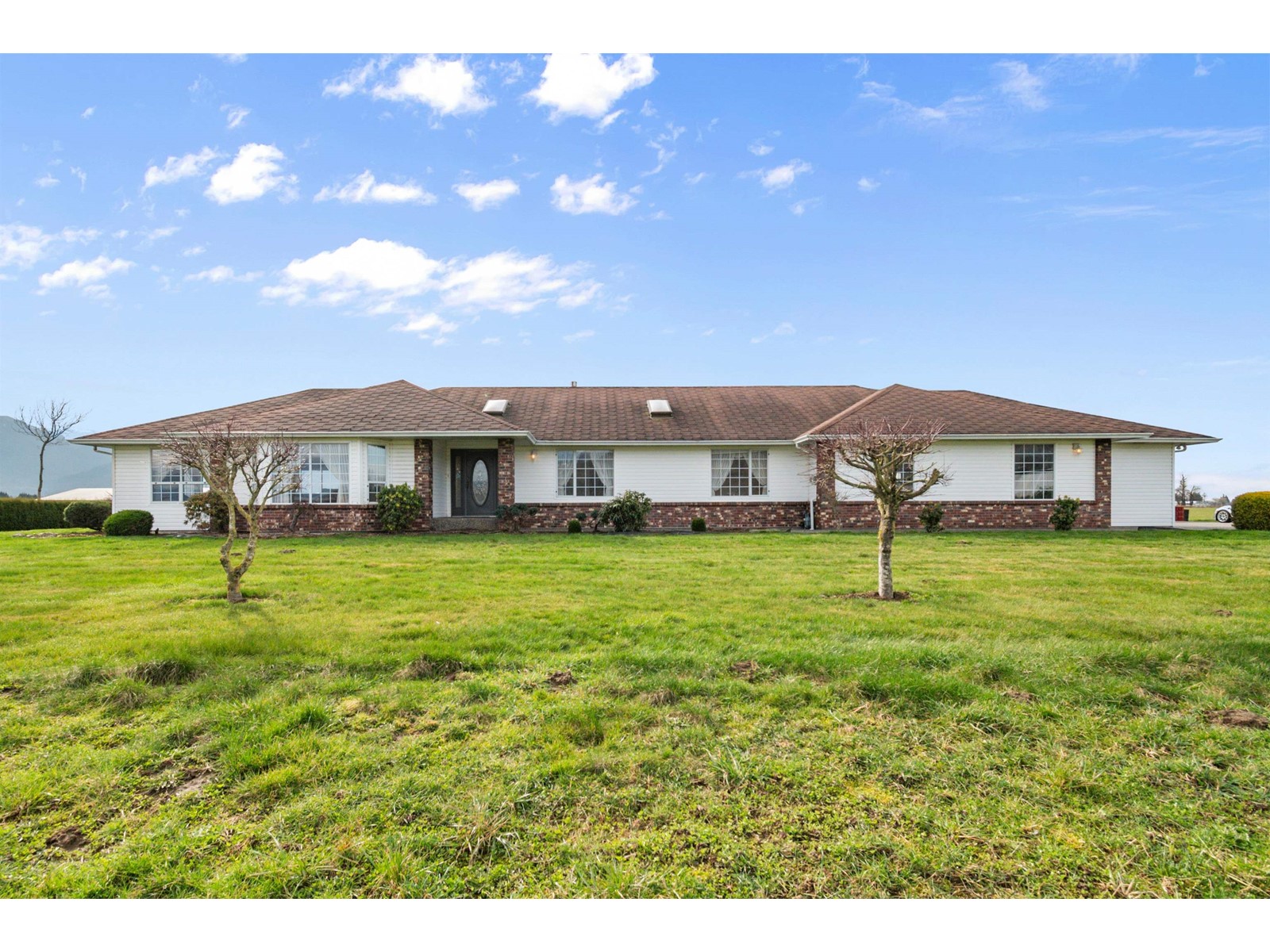 43840 Adams Road, Greendale, Chilliwack, British Columbia  V2R 4L1 - Photo 2 - R2975491