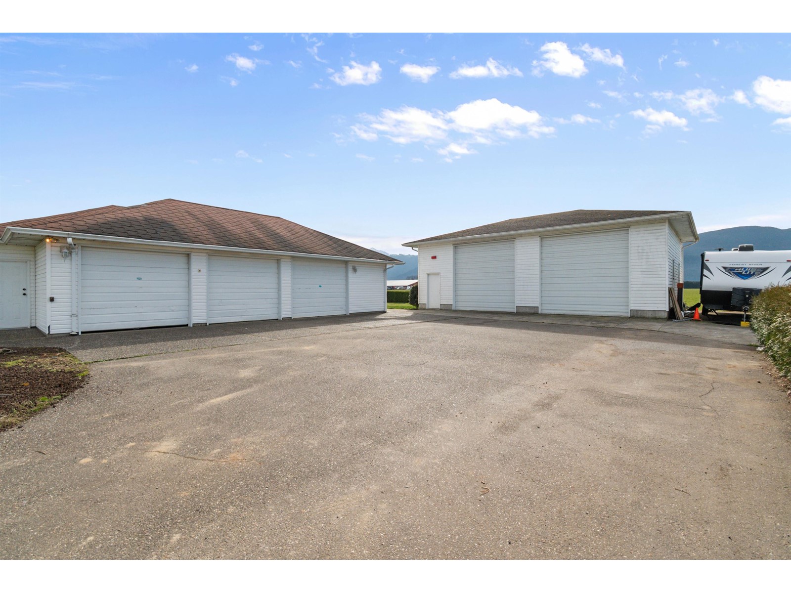 43840 Adams Road, Greendale, Chilliwack, British Columbia  V2R 4L1 - Photo 4 - R2975491