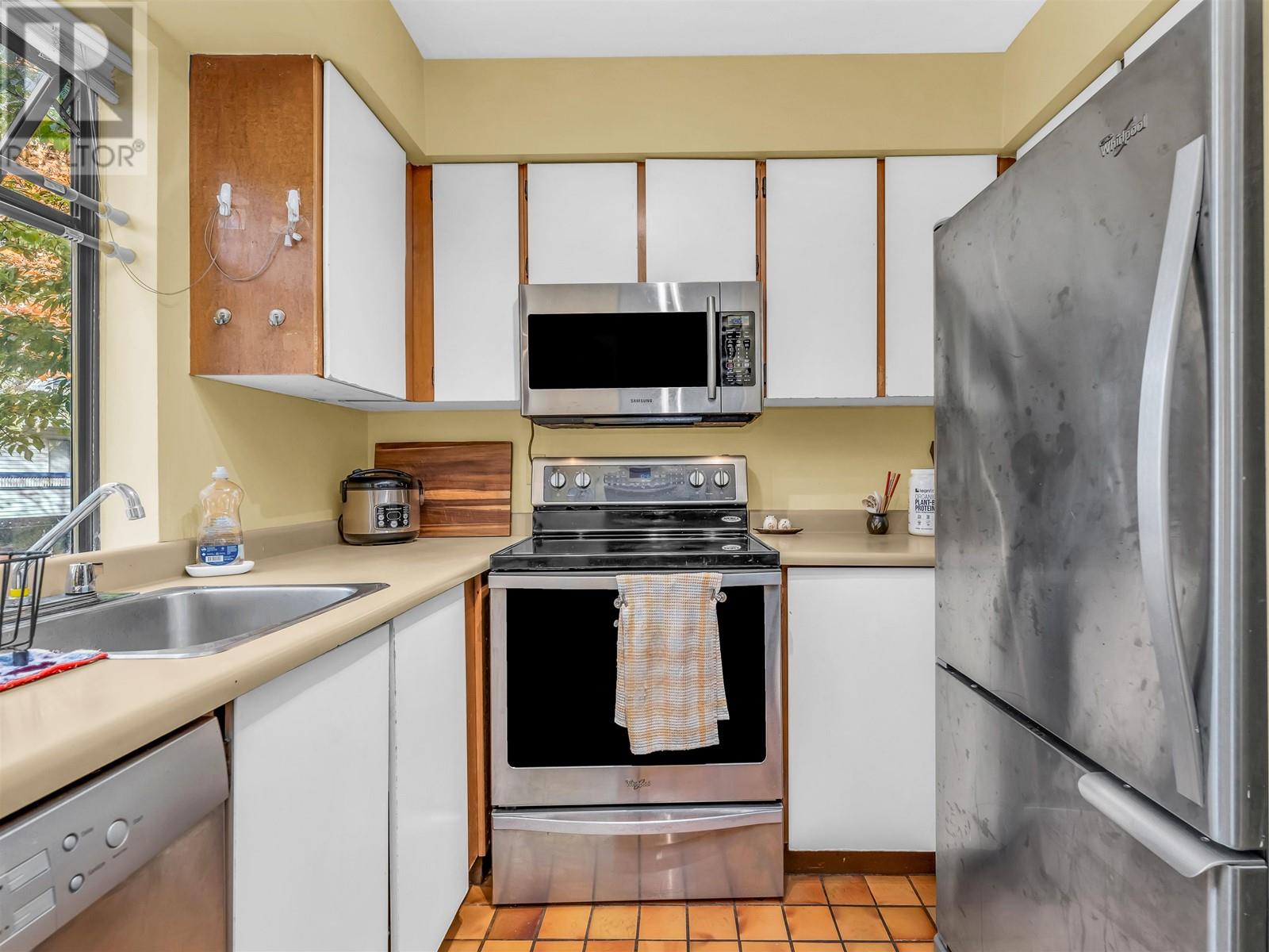 121 8460 Ackroyd Road, Richmond, British Columbia  V6X 3E9 - Photo 11 - R2975855