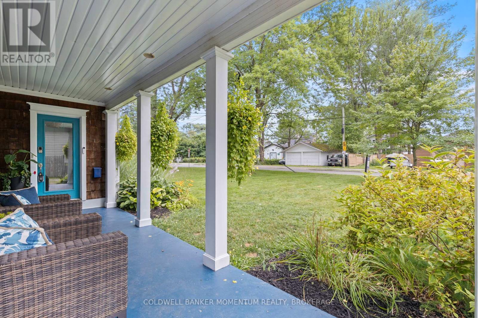 Property at 832 EDGEMERE ROAD image 3