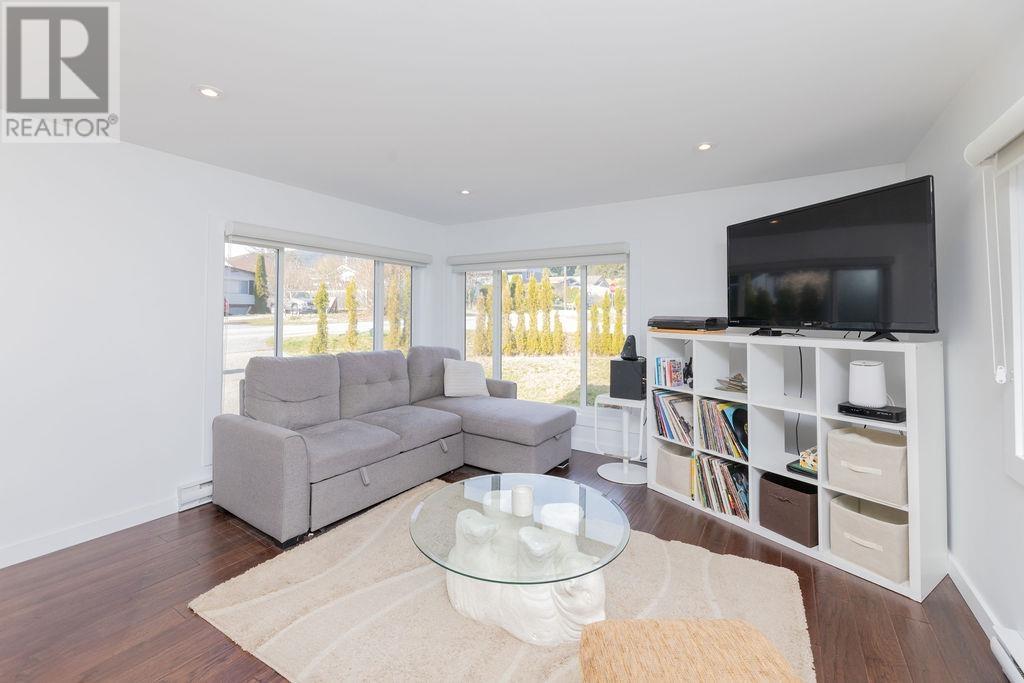 763 TRICKLEBROOK WAY