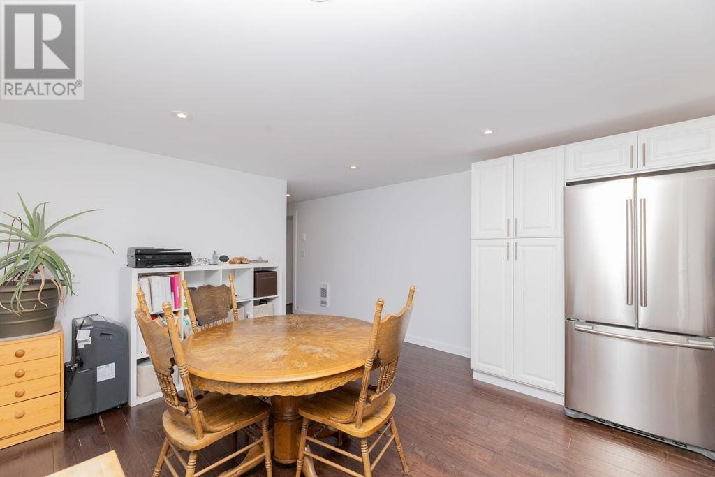 763 TRICKLEBROOK WAY