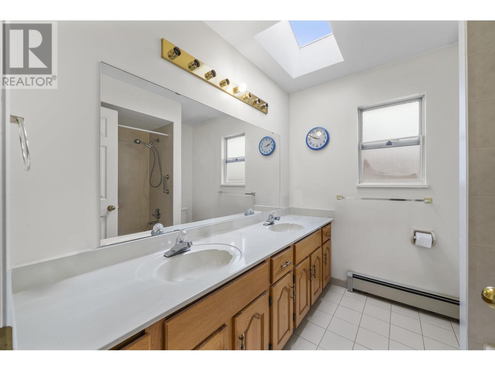 1747 E 37th Avenue, Vancouver, British Columbia  V5P 1E7 - Photo 16 - R2975935