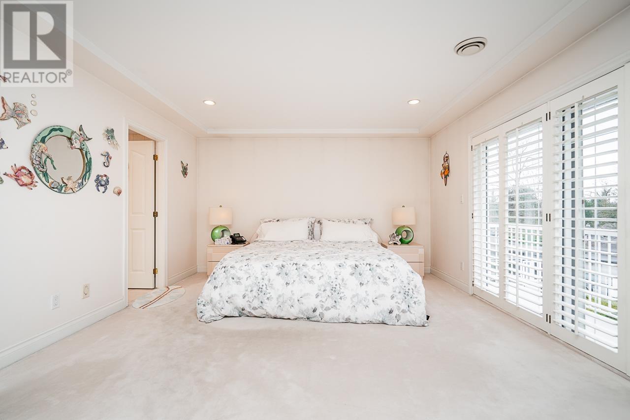 Listing Picture 22 of 40 : 3619 DALEBRIGHT DRIVE, Burnaby / 本拿比 - 魯藝地產 Yvonne Lu Group - MLS Medallion Club Member