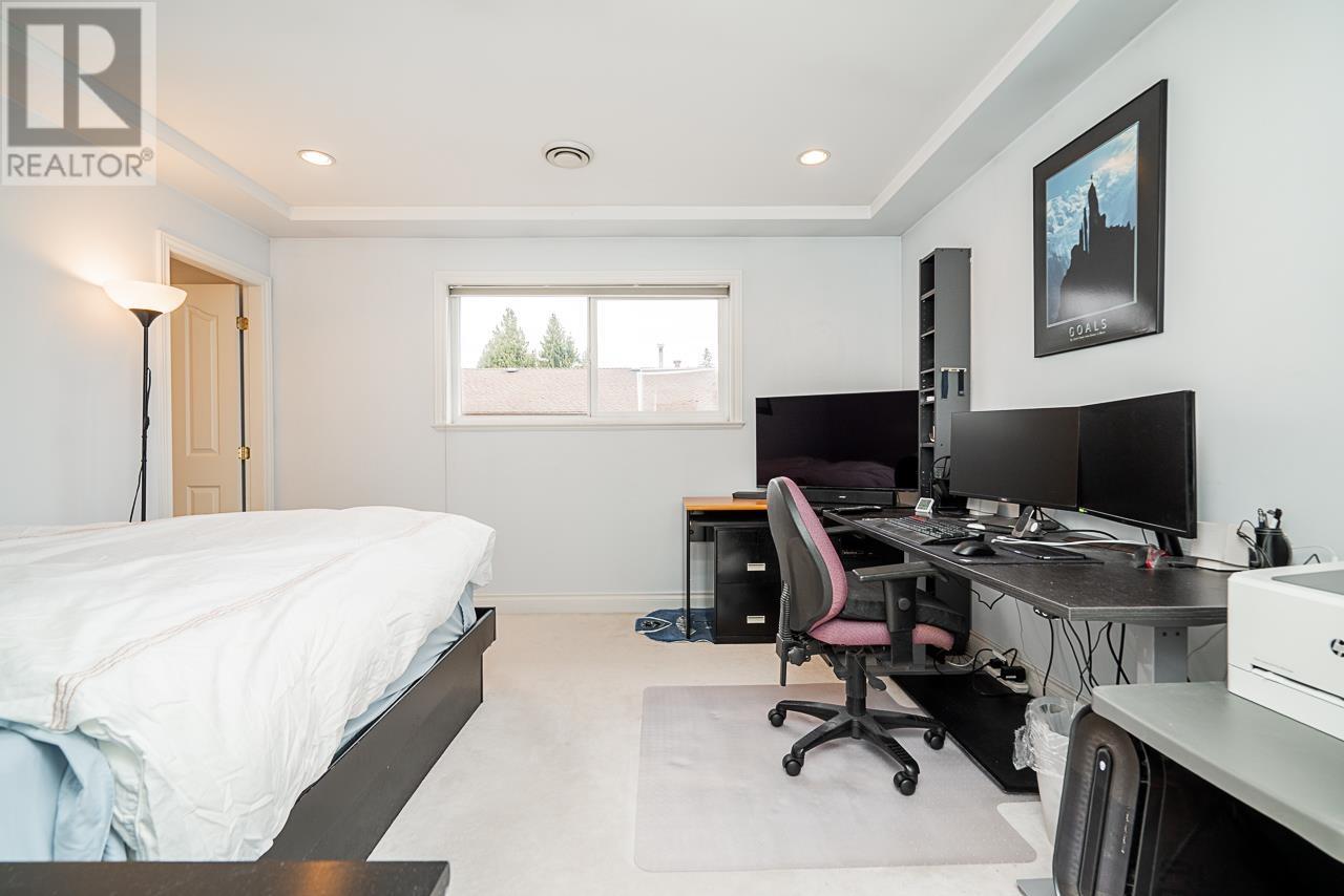 Listing Picture 29 of 40 : 3619 DALEBRIGHT DRIVE, Burnaby / 本拿比 - 魯藝地產 Yvonne Lu Group - MLS Medallion Club Member