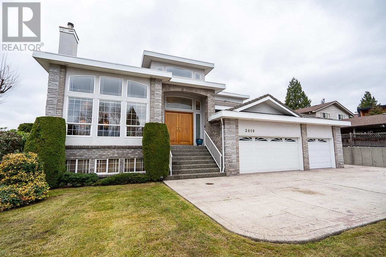Listing Picture 3 of 40 : 3619 DALEBRIGHT DRIVE, Burnaby / 本拿比 - 魯藝地產 Yvonne Lu Group - MLS Medallion Club Member