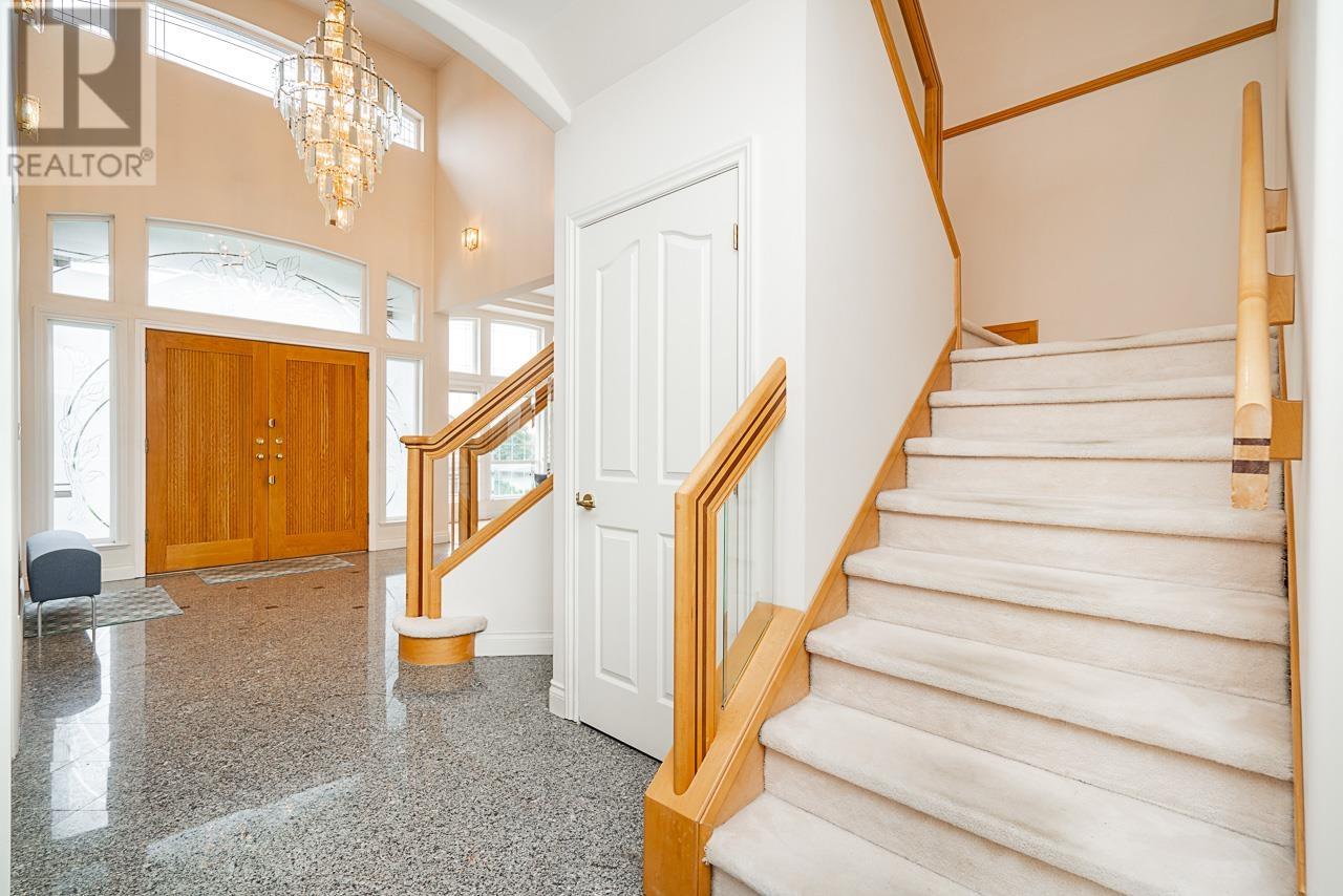 Listing Picture 5 of 40 : 3619 DALEBRIGHT DRIVE, Burnaby / 本拿比 - 魯藝地產 Yvonne Lu Group - MLS Medallion Club Member