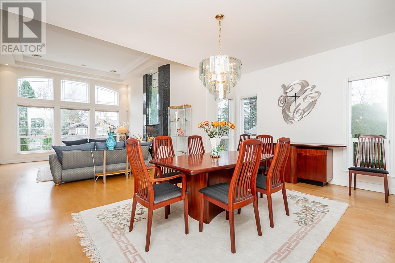Listing Picture 8 of 40 : 3619 DALEBRIGHT DRIVE, Burnaby / 本拿比 - 魯藝地產 Yvonne Lu Group - MLS Medallion Club Member