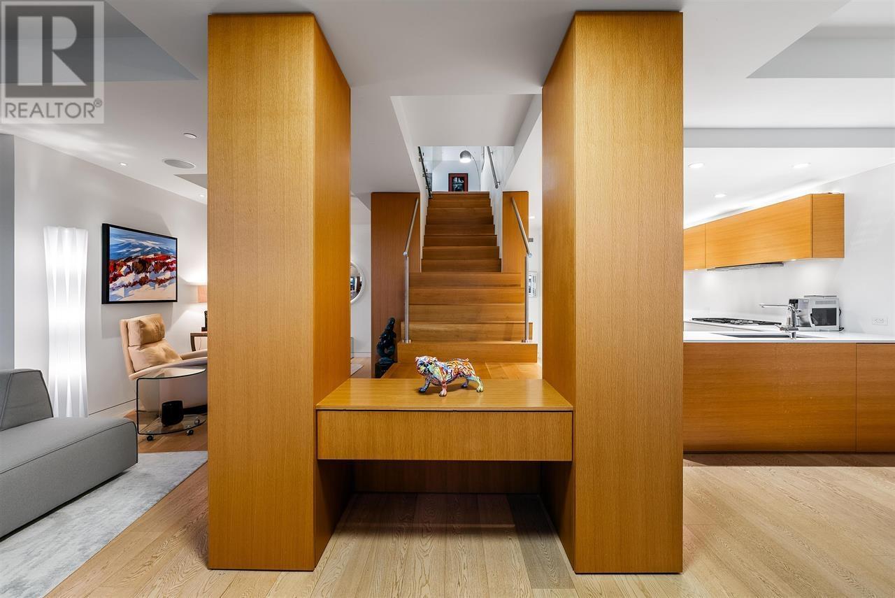 Th109 1383 Marinaside Crescent, Vancouver, British Columbia  V6Z 2W9 - Photo 5 - R2975880