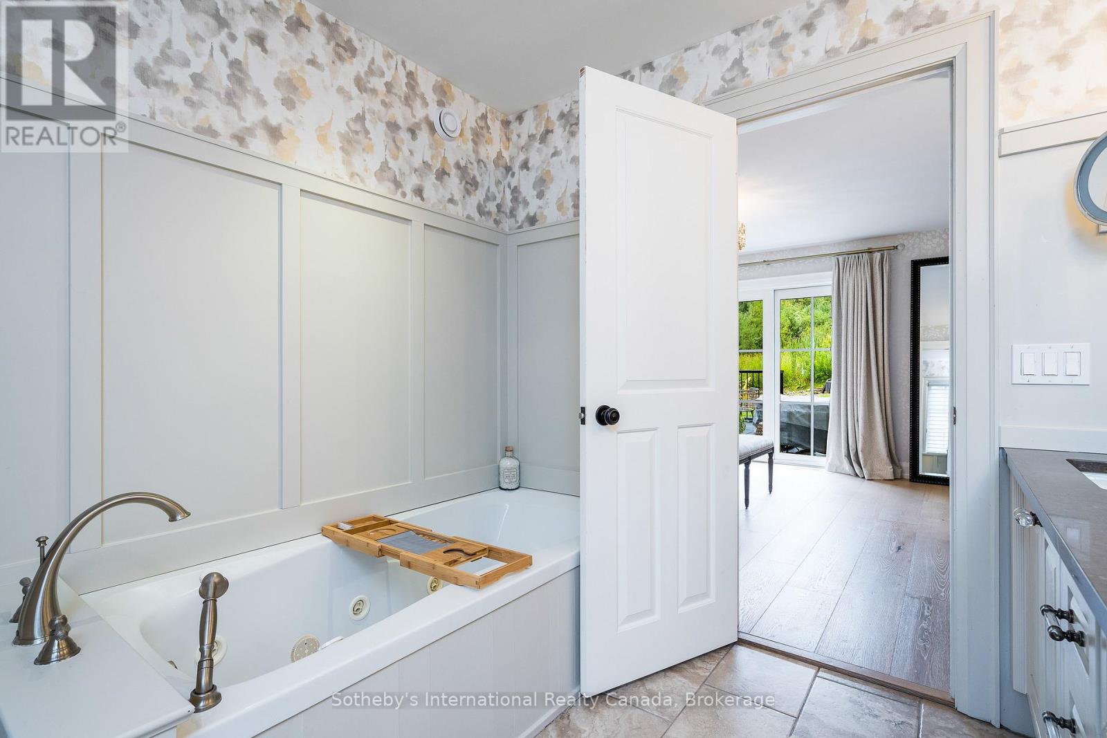 5 Purple Hill Lane, Clearview, Ontario  L0M 1G0 - Photo 20 - S12011452