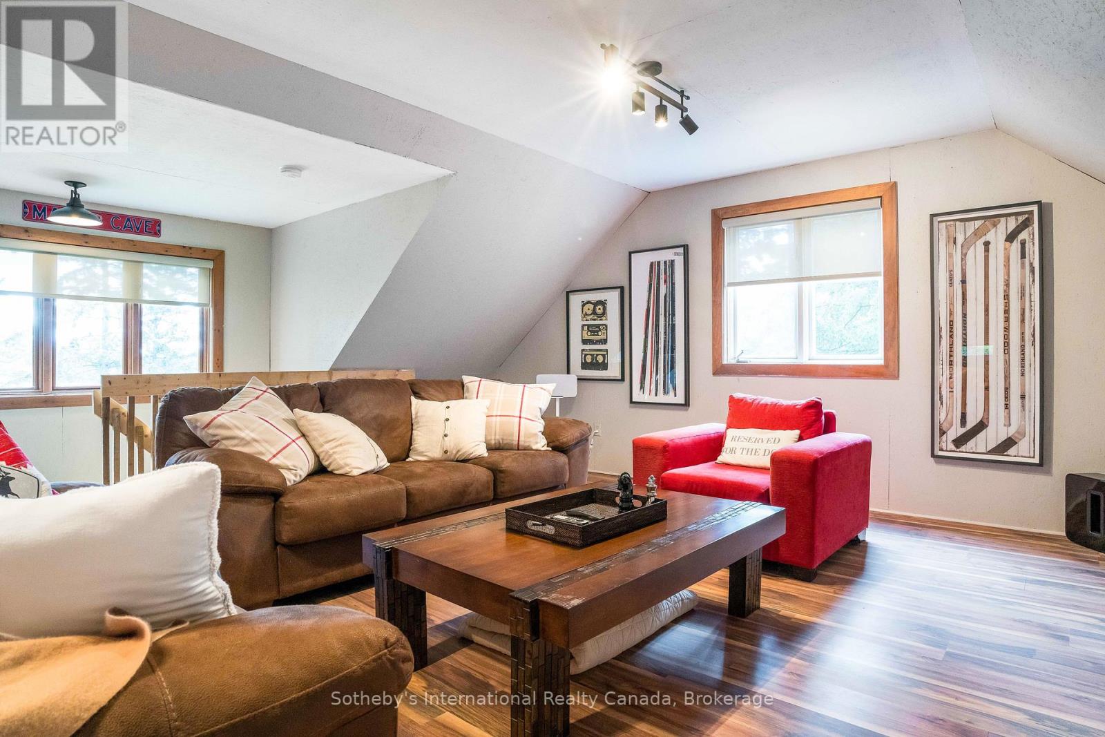 5 Purple Hill Lane, Clearview, Ontario  L0M 1G0 - Photo 42 - S12011452