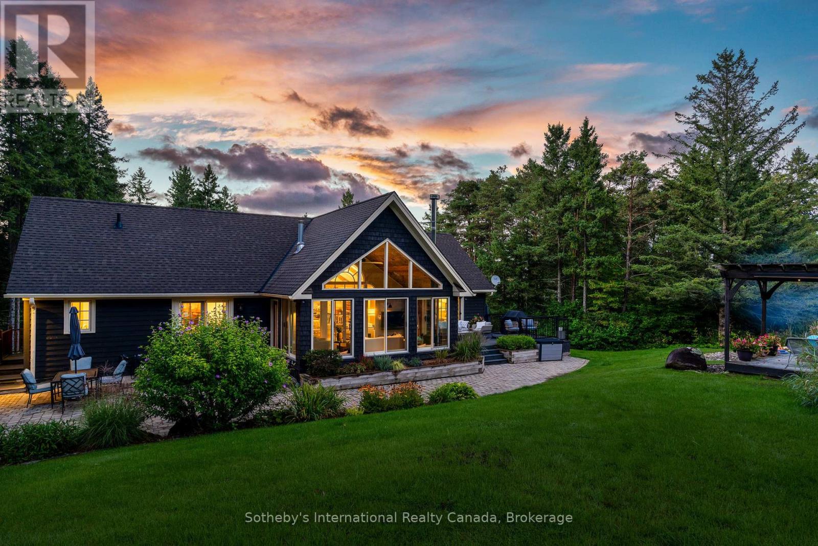 5 Purple Hill Lane, Clearview, Ontario  L0M 1G0 - Photo 46 - S12011452