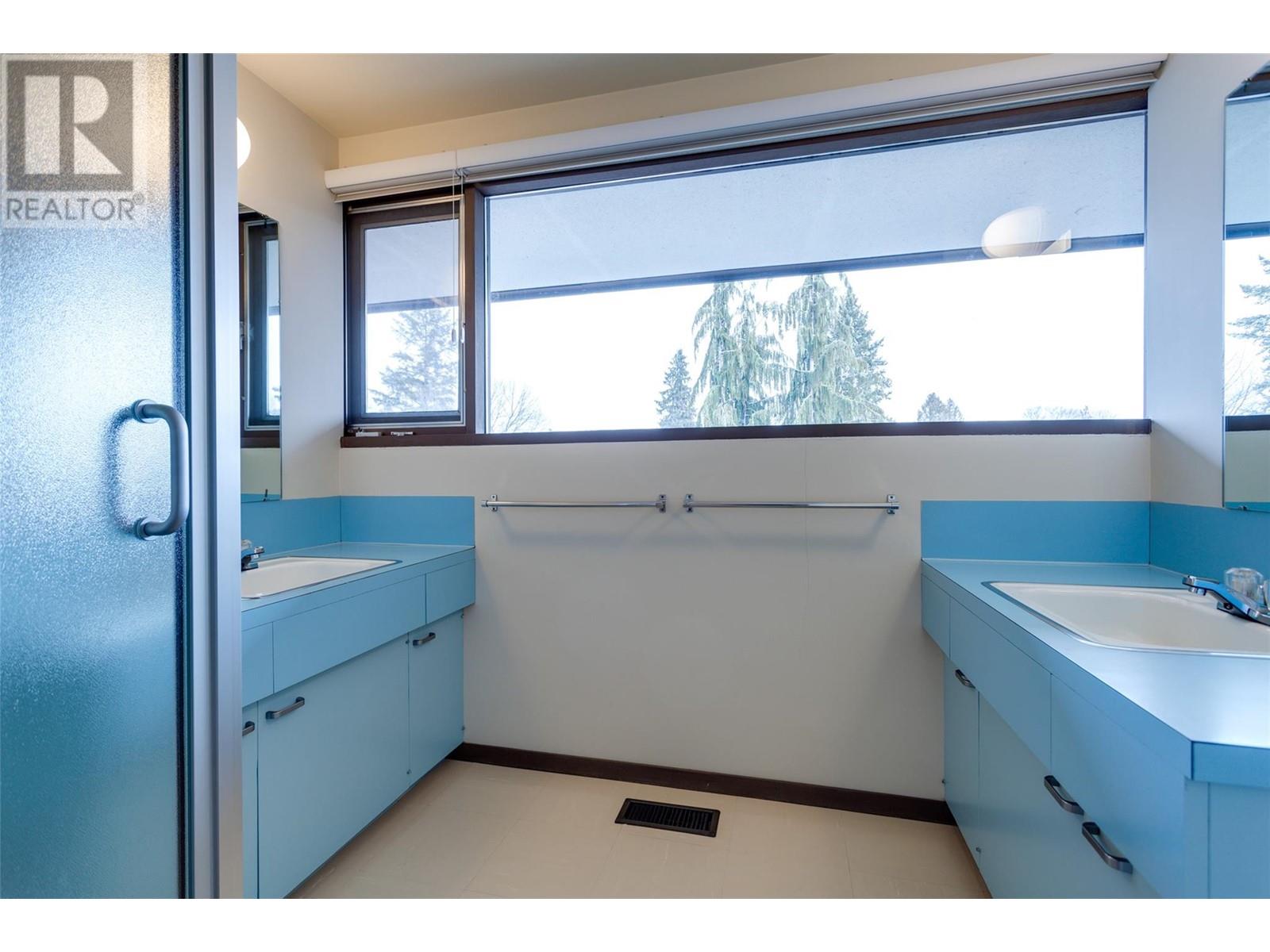 371 Francis Avenue, Kelowna, British Columbia  V1Y 5E8 - Photo 38 - 10338167