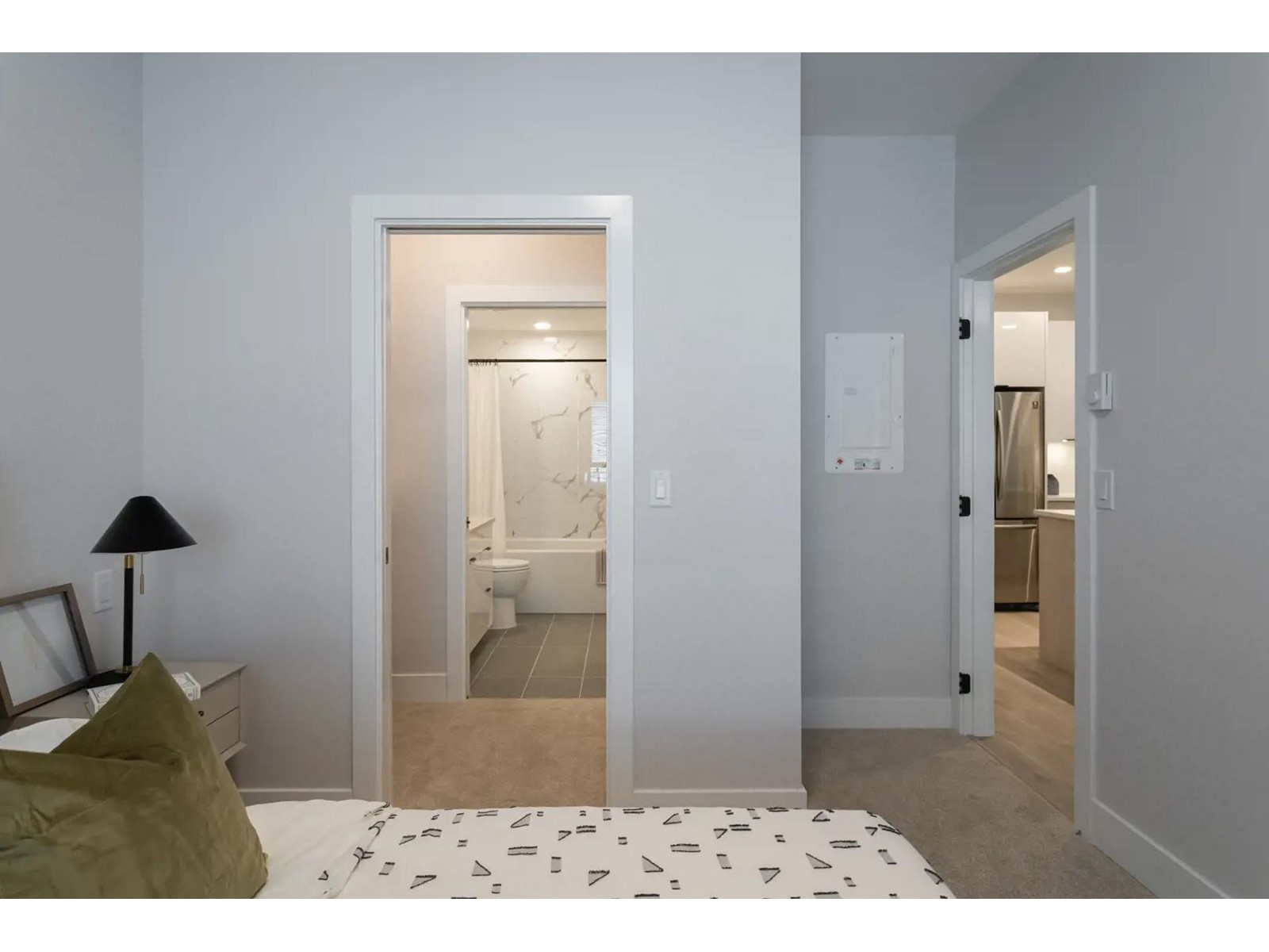 605 13452 95 Avenue, Surrey, British Columbia  V3R 7W4 - Photo 12 - R2955781