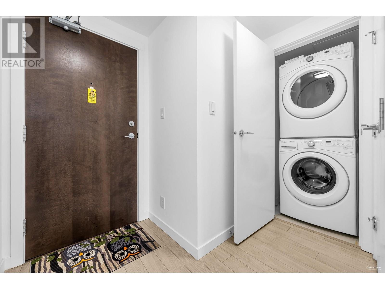 Listing Picture 17 of 29 : 501 5619 CEDARBRIDGE WAY, Richmond / 烈治文 - 魯藝地產 Yvonne Lu Group - MLS Medallion Club Member