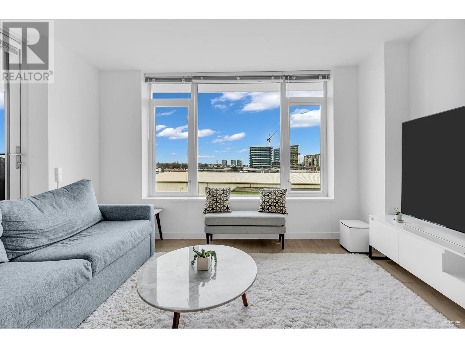 Listing Picture 4 of 29 : 501 5619 CEDARBRIDGE WAY, Richmond / 烈治文 - 魯藝地產 Yvonne Lu Group - MLS Medallion Club Member