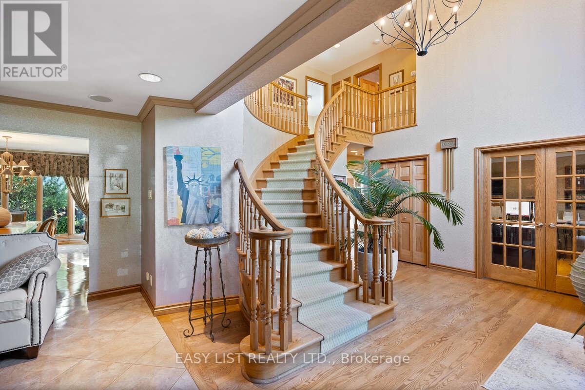 541 Kerr Crescent, Lakeshore, Ontario  N0R 1A0 - Photo 16 - X12011174