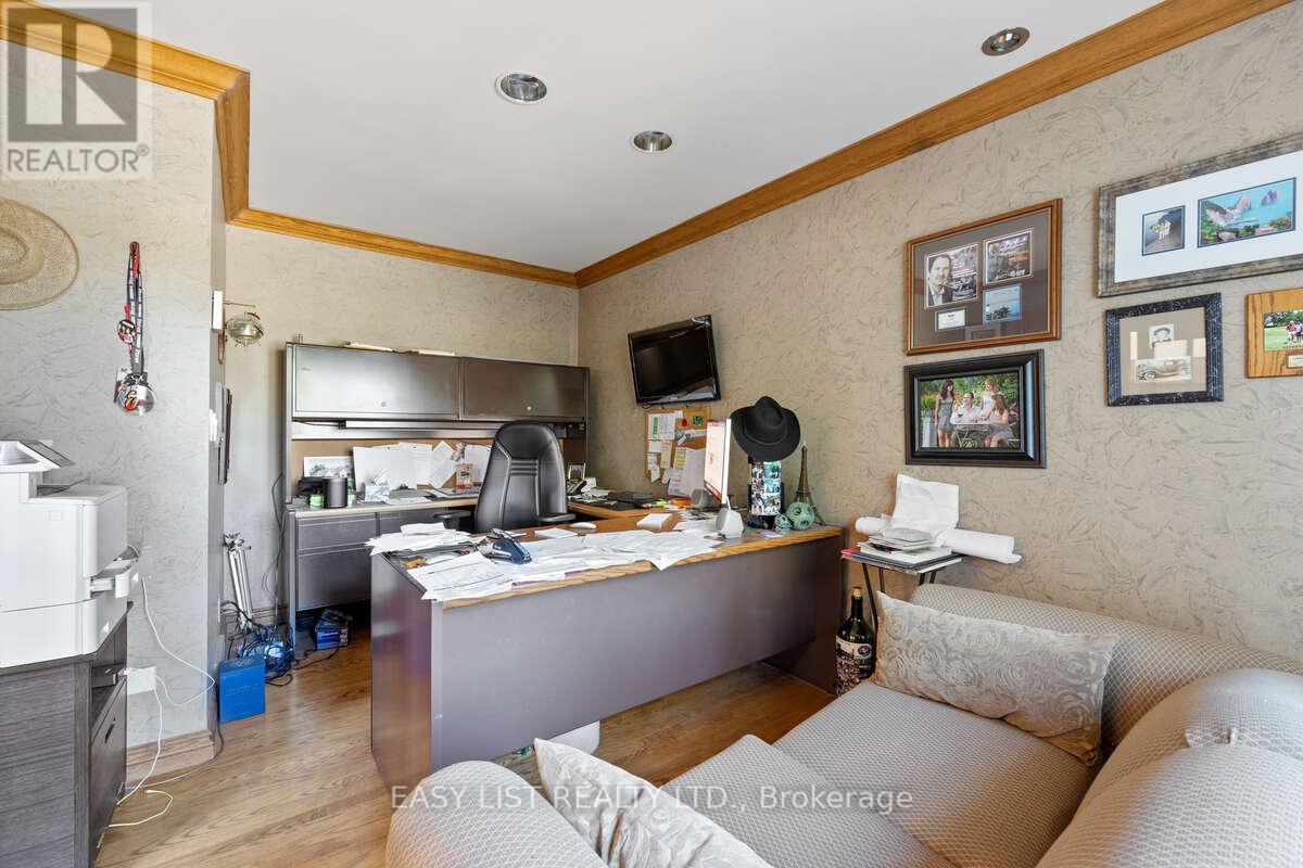 541 Kerr Crescent, Lakeshore, Ontario  N0R 1A0 - Photo 18 - X12011174