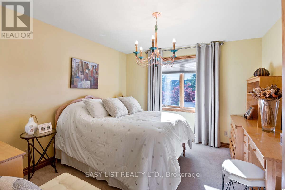 541 Kerr Crescent, Lakeshore, Ontario  N0R 1A0 - Photo 30 - X12011174