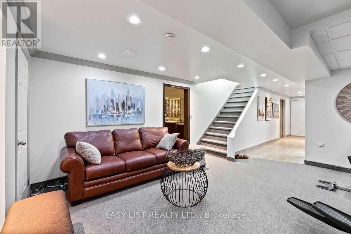 541 Kerr Crescent, Lakeshore, Ontario  N0R 1A0 - Photo 35 - X12011174