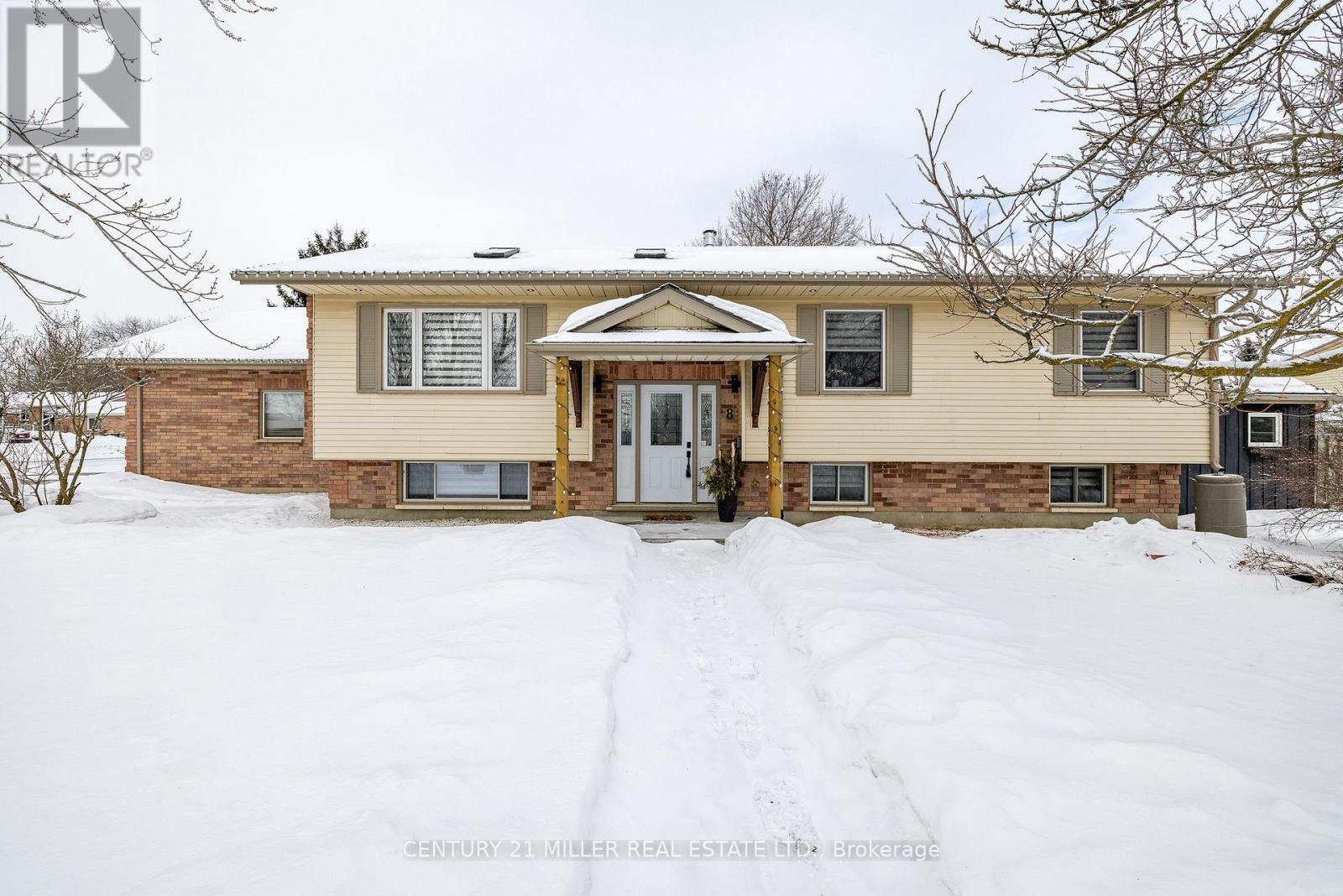 8 Wilson Crescent, Centre Wellington, Ontario  N0B 1S0 - Photo 1 - X12011221