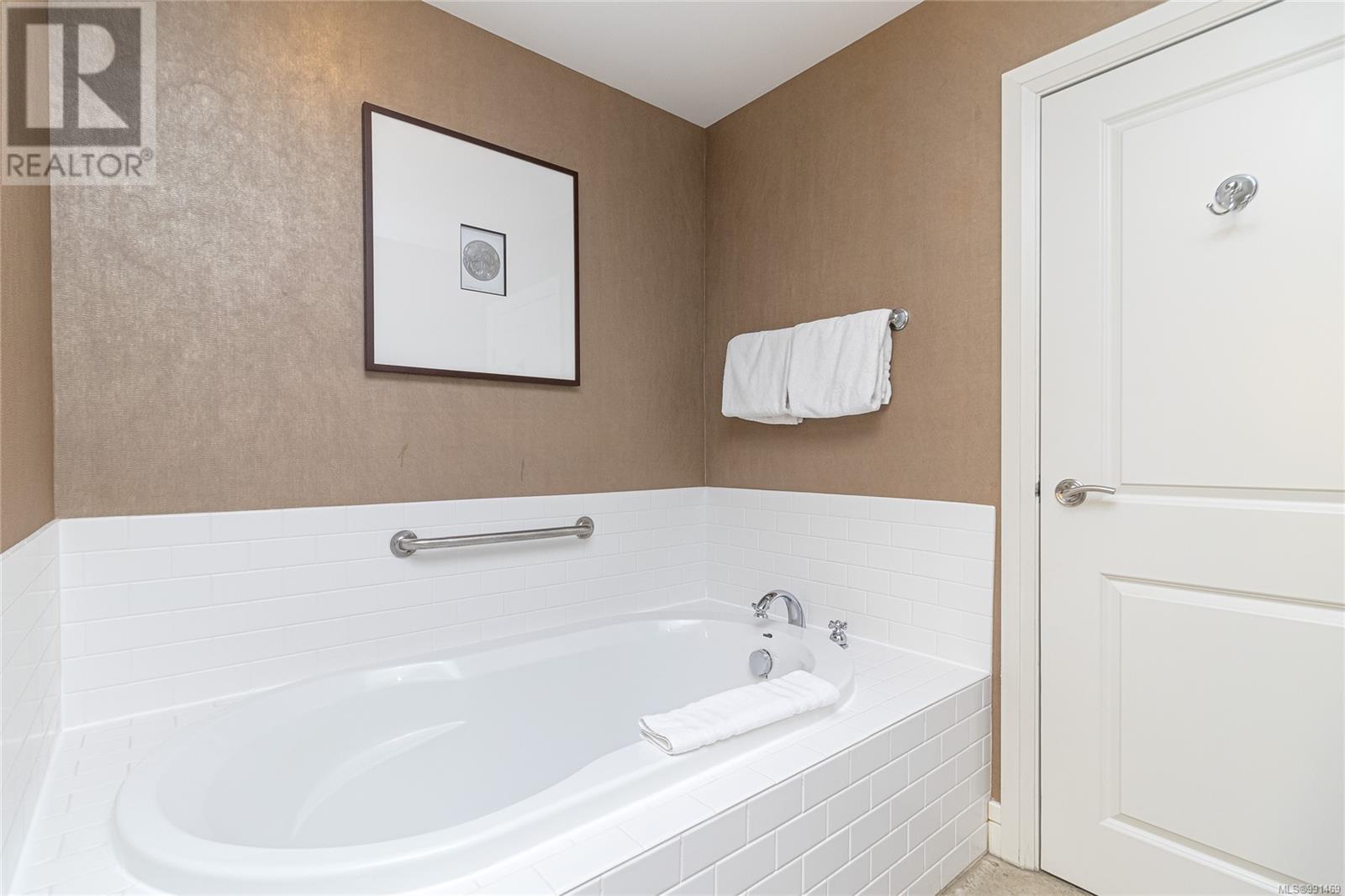 113/115 D 1376 Lynburne Pl, Langford, British Columbia  V9B 6S1 - Photo 13 - 991469