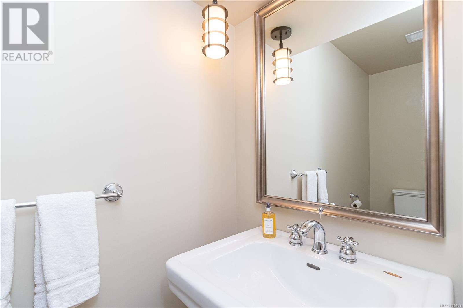 113/115 D 1376 Lynburne Pl, Langford, British Columbia  V9B 6S1 - Photo 15 - 991469