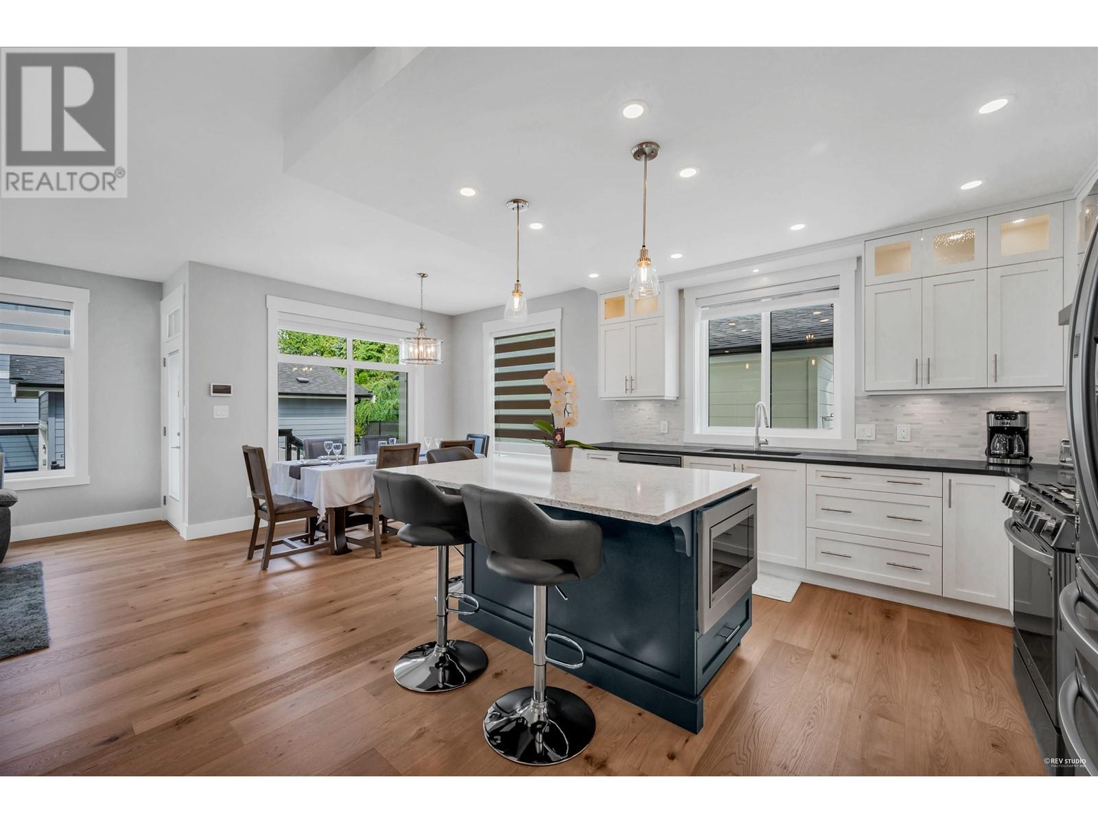 Property at 390 SEVENTH AVENUE image 4