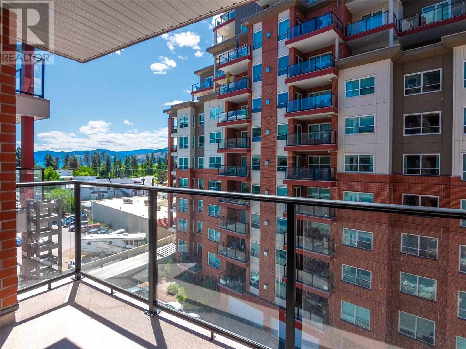 3362 SKAHA LAKE Road Unit# 604 Penticton Photo 4