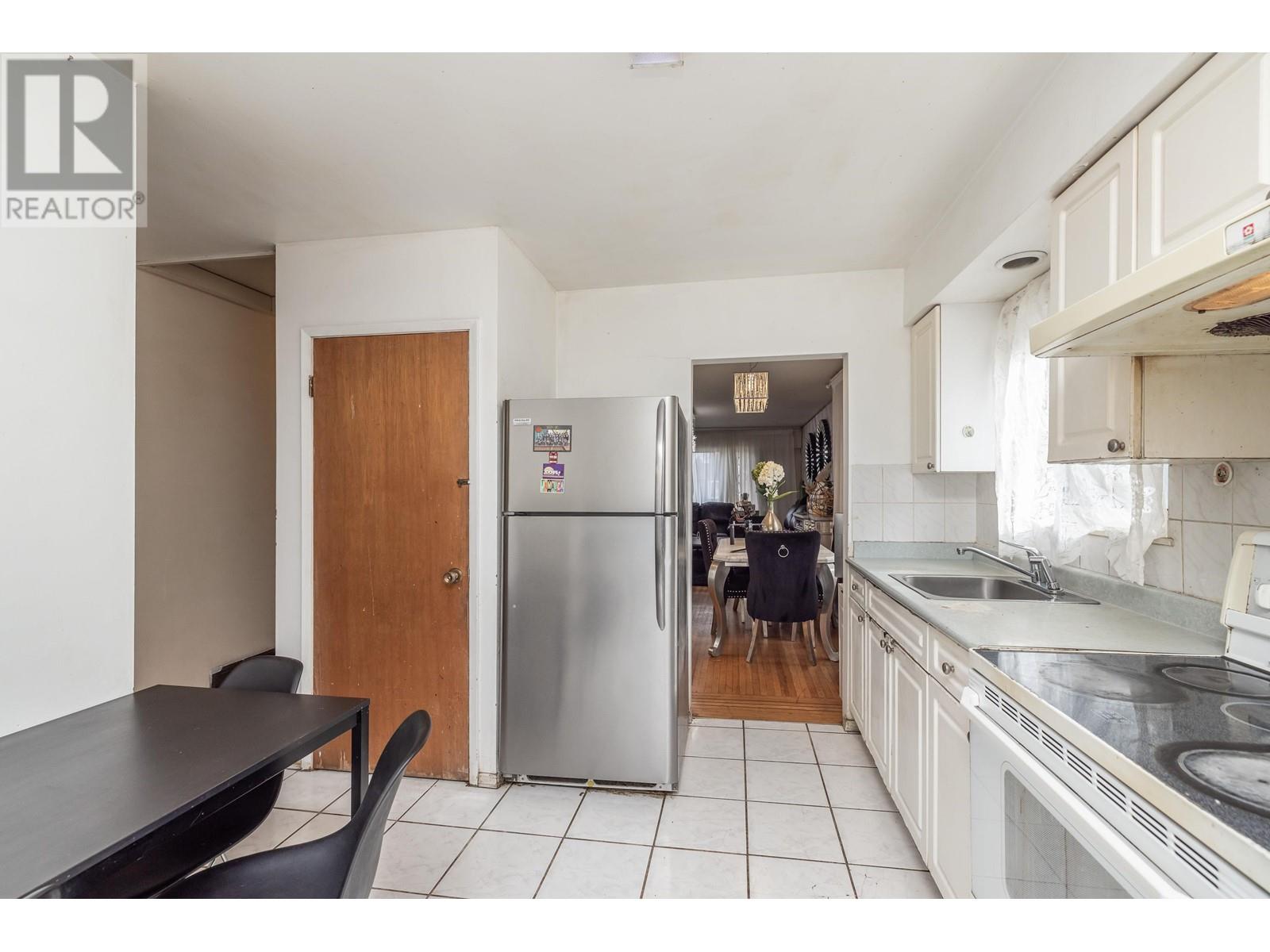 4987 Hoy Street, Vancouver, British Columbia  V5R 4N6 - Photo 12 - R2975911
